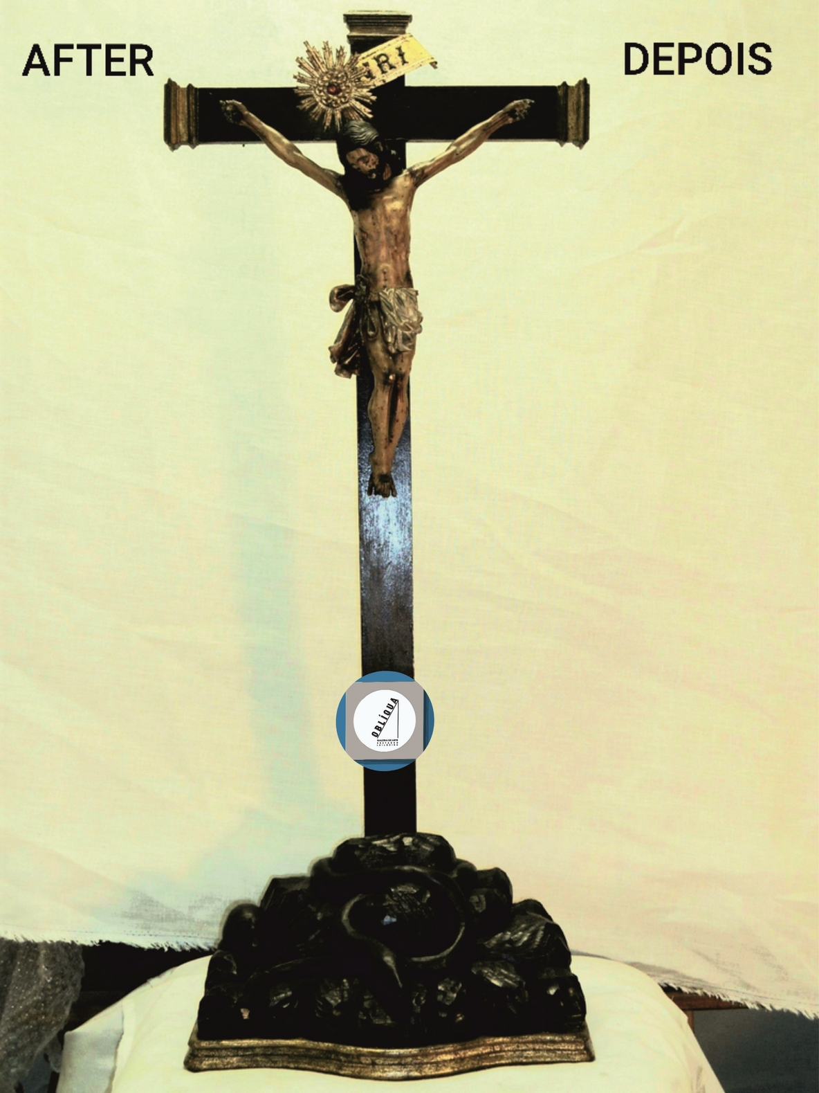 crucifixo em pau-santo com cristo policromado1.2A.jpg